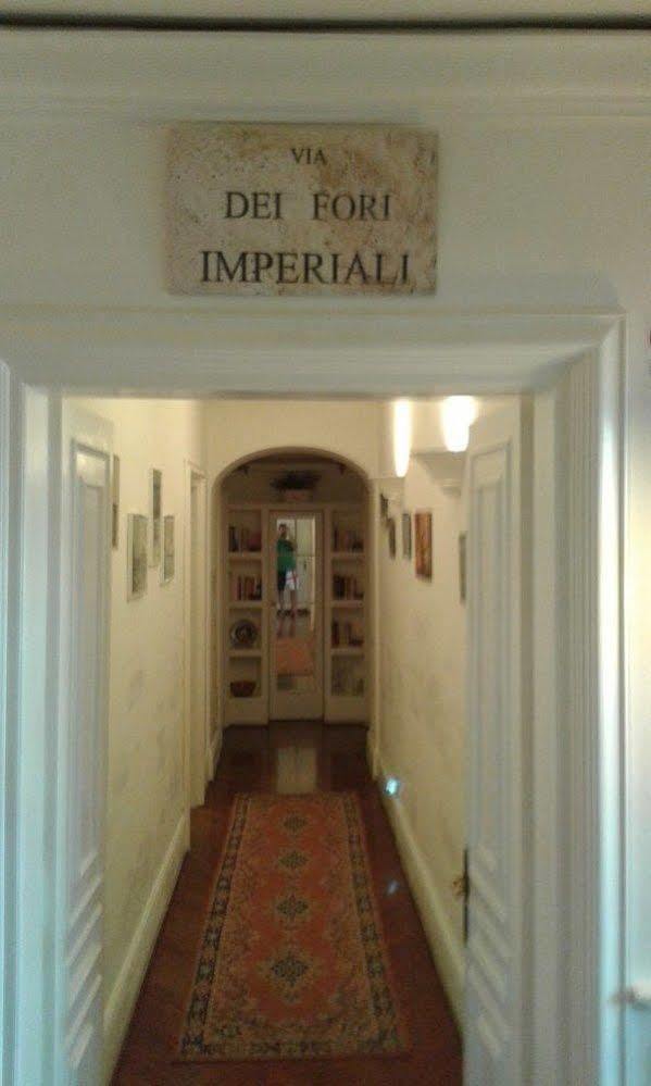 Accommodation Roma Imperiale Exterior foto